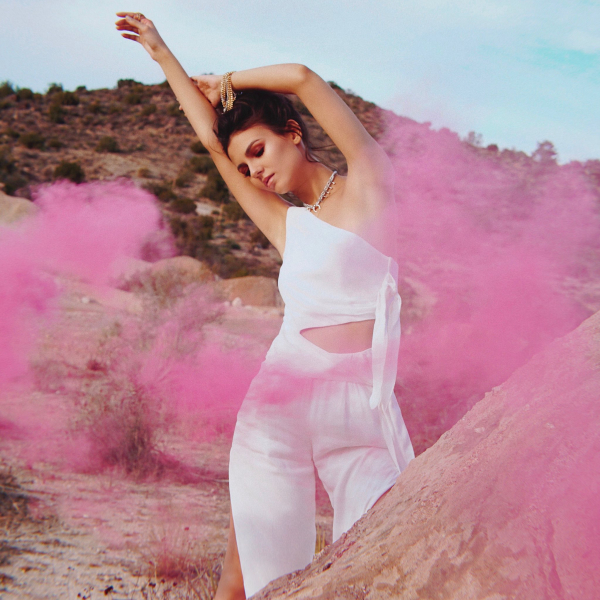Taylor Kahan photo 6