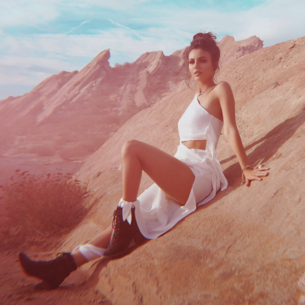 Taylor Kahan photo 5